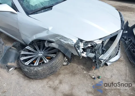 2014 Chevrolet Camaro 1Ls from USA, damaged, VIN 2G1FE1E30E9261770